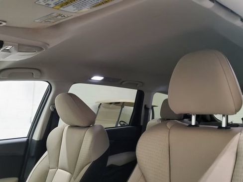 Used 2025 Subaru Ascent Premium AWD/4WD image 16