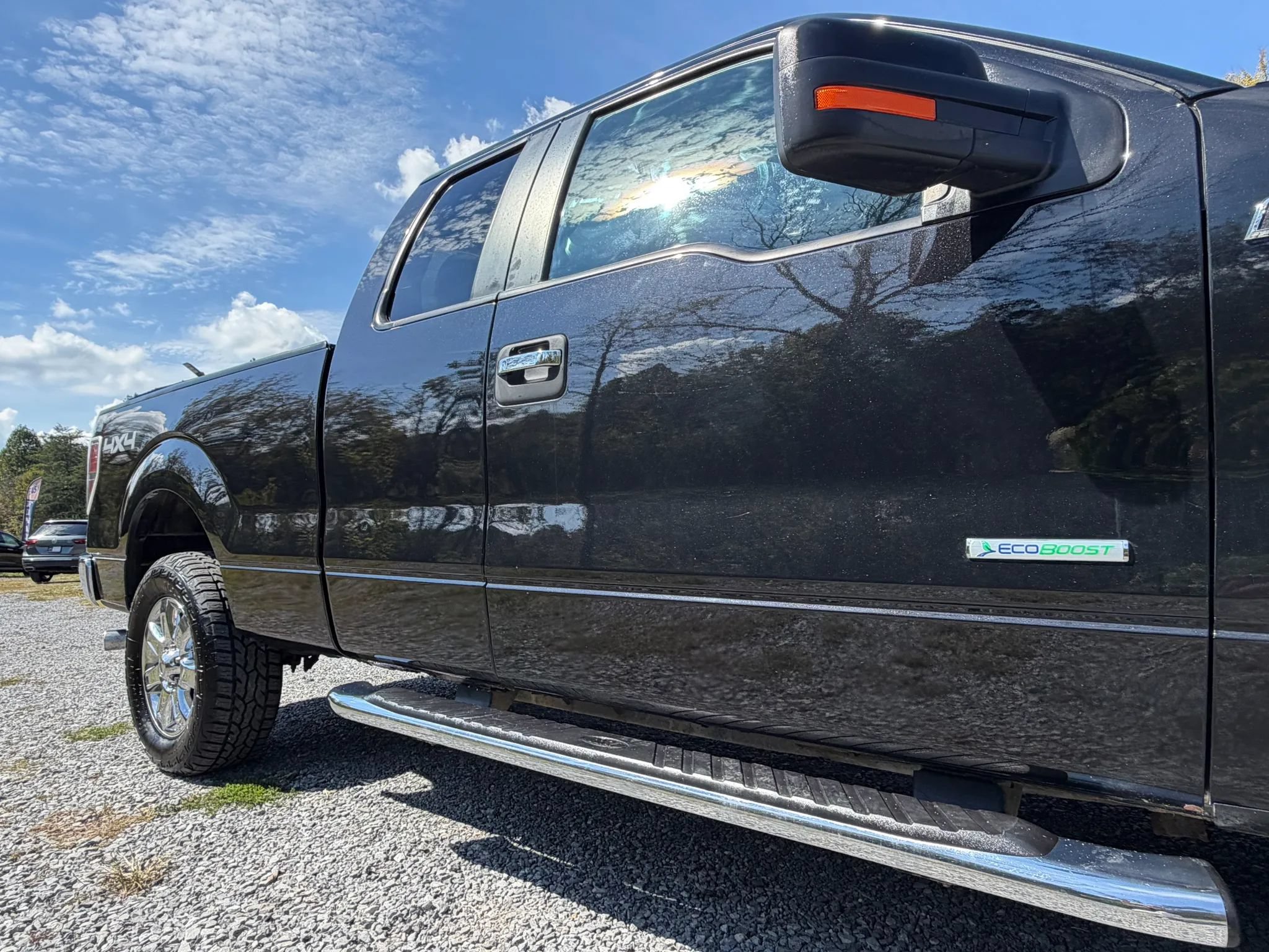 Used 2014 Ford F150 XLT w/ Equipment Group 302A Luxury AWD/4WD image 8