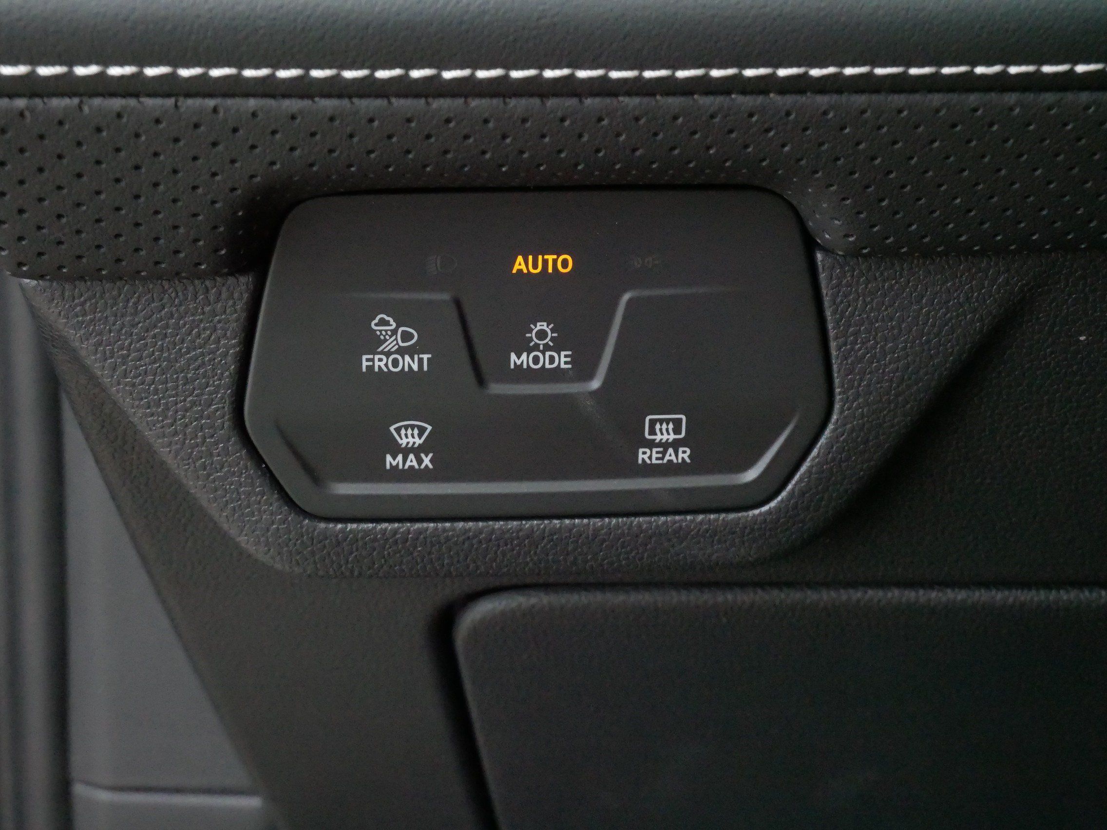Certified 2026 Volkswagen Atlas SE AWD/4WD image 27