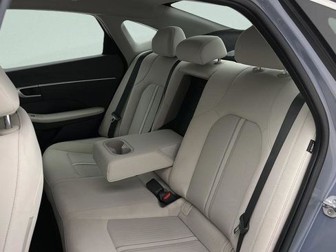 Used 2025 Hyundai Sonata SEL FWD image 10