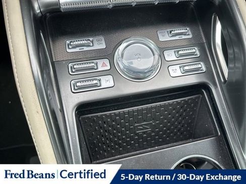 Used 2024 Lincoln Nautilus Premier w/ Equipment Group 102A image 17