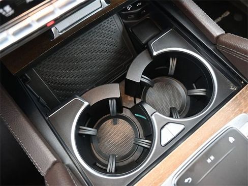 Used 2020 Mercedes-Benz GLS 580 4MATIC w/ Off-Road Package image 4