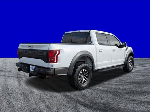 Certified 2019 Ford F150 Raptor w/ Equipment Group 802A Luxury image 4
