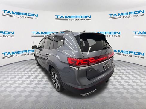 Used 2024 Volkswagen Atlas SE AWD/4WD image 3