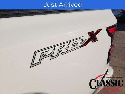 Used 2023 Nissan Frontier Pro-X w/ Pro Convenience Package image 18