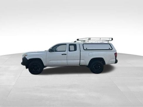 Used 2019 Toyota Tacoma SR RWD image 4