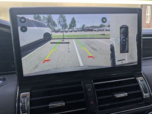 Certified 2024 Lincoln Navigator Black Label AWD/4WD image 19