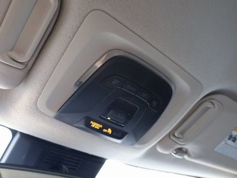 Used 2025 Toyota Corolla LE image 21