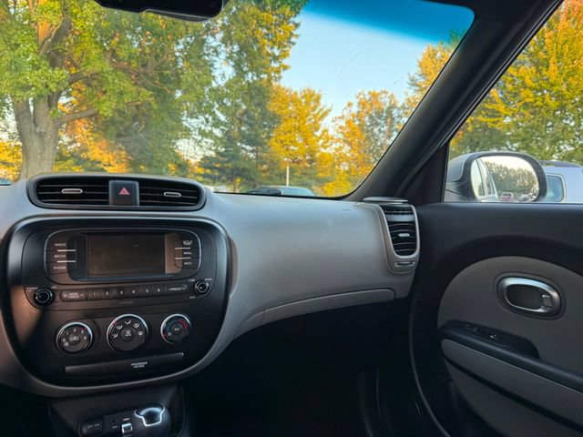 Used 2018 Kia Soul FWD image 10