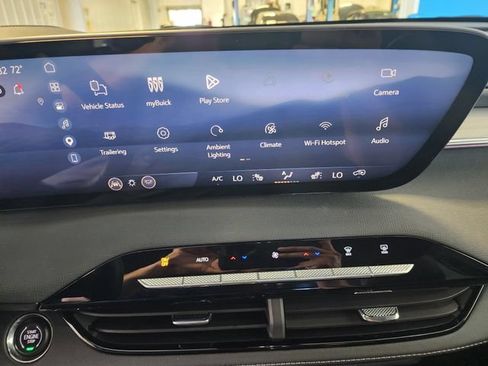Used 2026 Buick Enclave Preferred FWD image 27