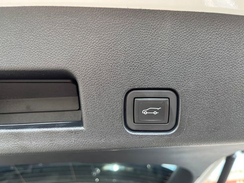 Used 2025 GMC Acadia AT4 w/ LPO, Floor Liner Package AWD/4WD image 36