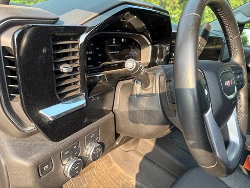 Used 2024 GMC Sierra 1500 Elevation AWD/4WD image 22