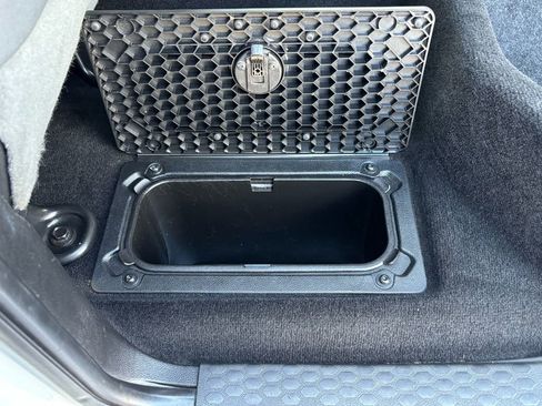 Used 2013 RAM 2500 Tradesman w/ Chrome Appearance Group image 25