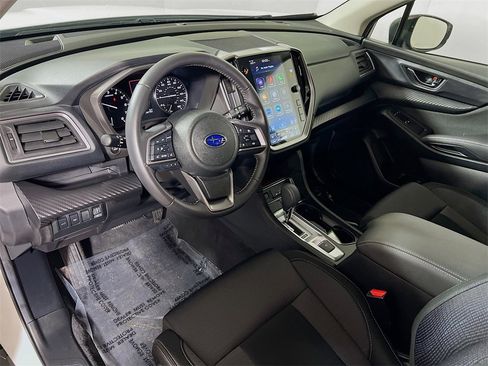 Used 2024 Subaru Ascent Premium w/ Convenience Package image 9