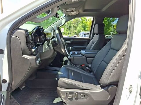 Used 2024 GMC Sierra 1500 SLT AWD/4WD image 13