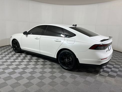 Certified 2025 Honda Accord SE image 2