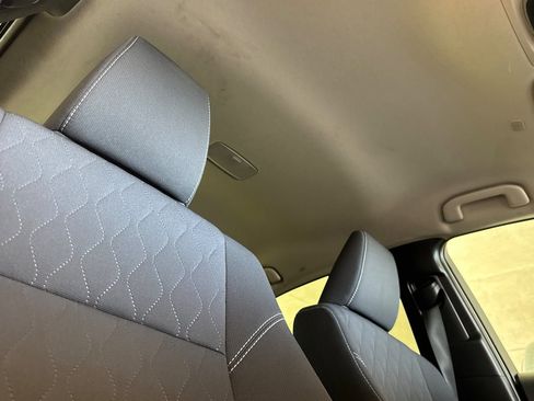 Used 2023 Toyota Corolla LE w/ Carpet Mat Package (TMS) FWD image 17