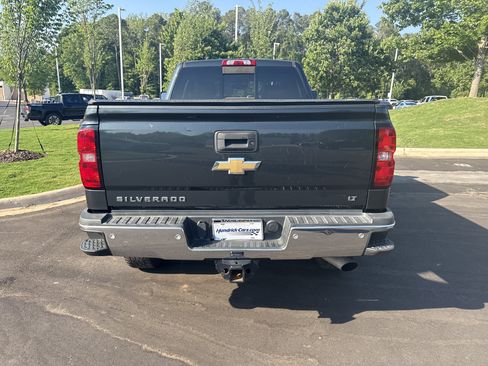 Used 2018 Chevrolet Silverado 2500 LT w/ LT Plus Package AWD/4WD image 9