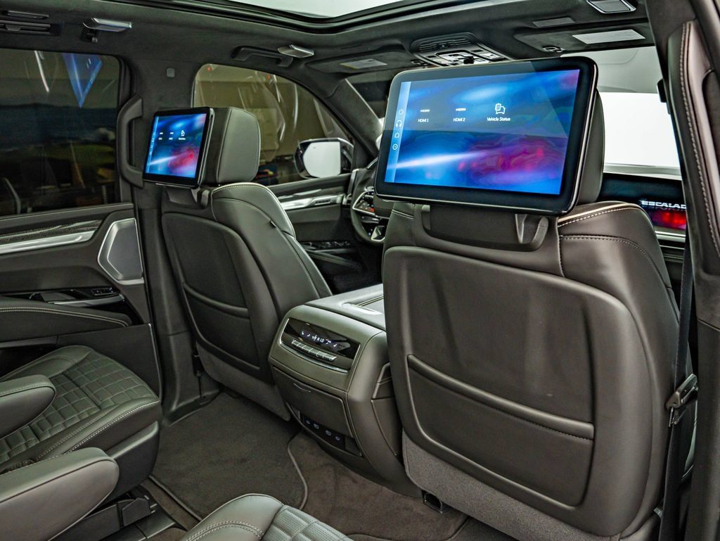 Used 2025 Cadillac Escalade V AWD/4WD image 41