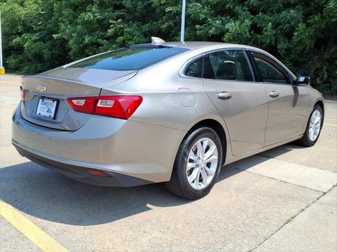 Used 2024 Chevrolet Malibu LT FWD image 6