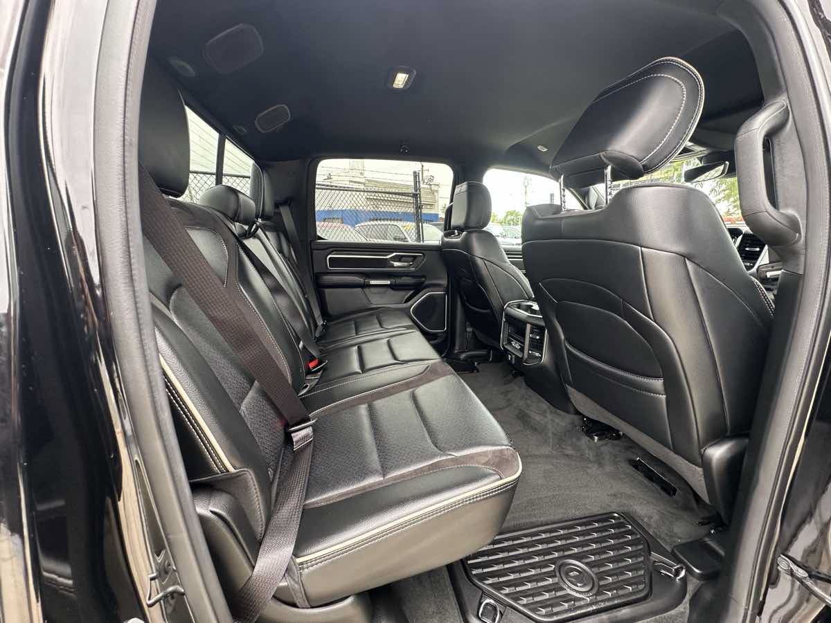 Used 2023 RAM 1500 Laramie AWD/4WD image 24