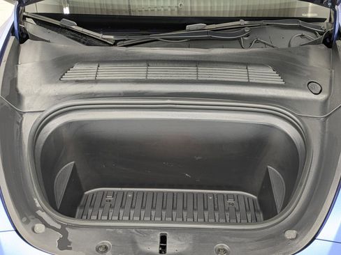 Used 2022 Tesla Model Y Performance image 12