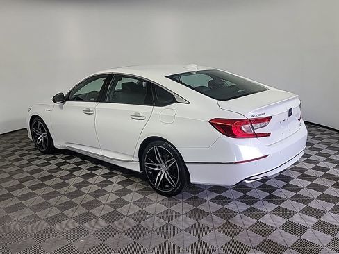 Certified 2022 Honda Accord Touring image 9