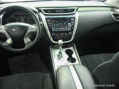 Used 2016 Nissan Murano SV AWD/4WD image 6