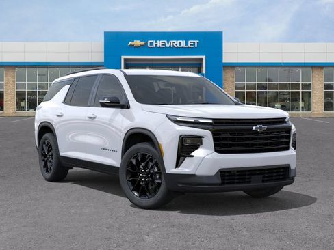New 2026 Chevrolet Traverse LT w/ Midnight/Sport Edition FWD image 7