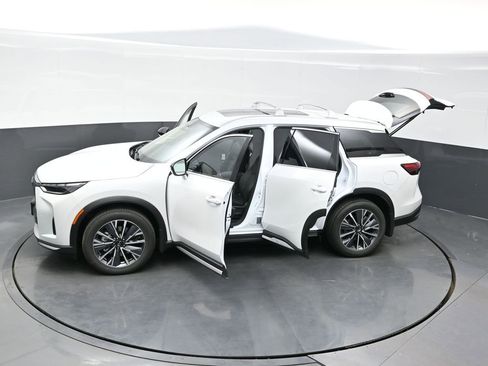 Used 2026 INFINITI QX60 Luxe w/ Cargo Package AWD/4WD image 42