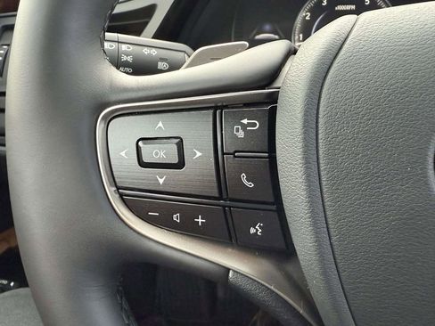 New 2025 Lexus ES 350 Premium image 18