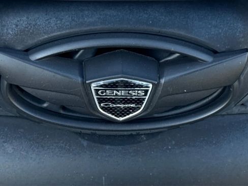 Used 2013 Hyundai Genesis 3.8 RWD image 28