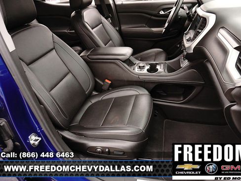 Certified 2023 GMC Acadia SLT w/ Preferred Package image 16