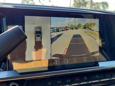 Used 2025 Chevrolet Silverado 2500 LT w/ Safety Package image 32