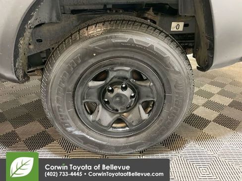 Used 2015 Toyota Tacoma PreRunner image 22