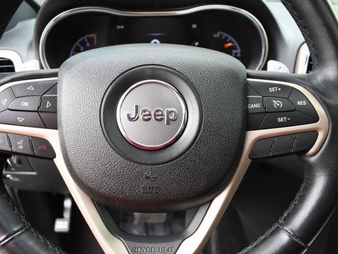 Used 2015 Jeep Grand Cherokee Altitude image 31