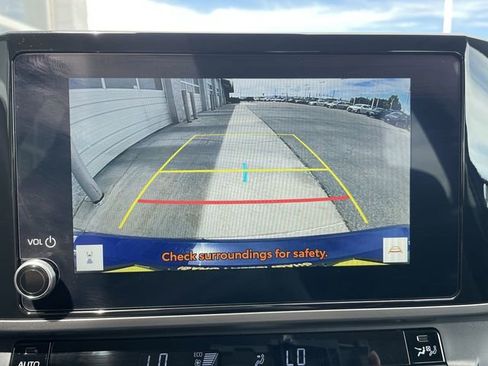 Used 2026 Toyota Camry LE FWD image 17