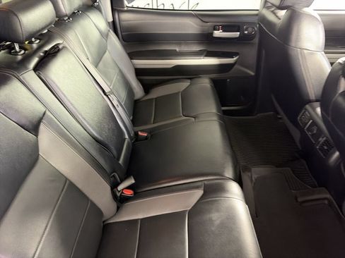 Used 2018 Toyota Tundra Limited w/ Limited Premium Package AWD/4WD image 24