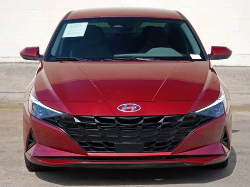 Used 2023 Hyundai Elantra SEL w/ Convenience Package image 41