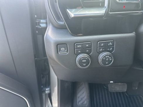 Used 2025 Chevrolet Silverado 1500 LTZ w/ Z71 Off-Road Package image 18