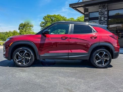 Used 2022 Chevrolet TrailBlazer RS w/ Technology Package AWD/4WD image 17