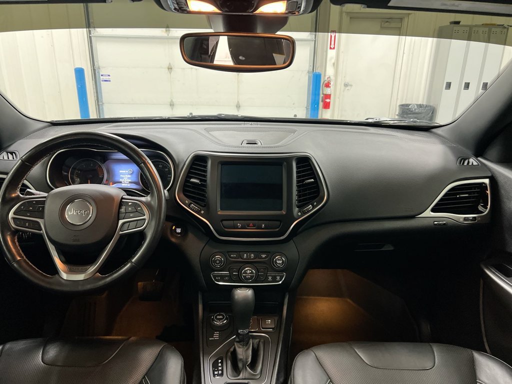 Used 2021 Jeep Cherokee Latitude Lux 80th Anniv w/ Quick Order Package 2YU 80th AWD/4WD image 10