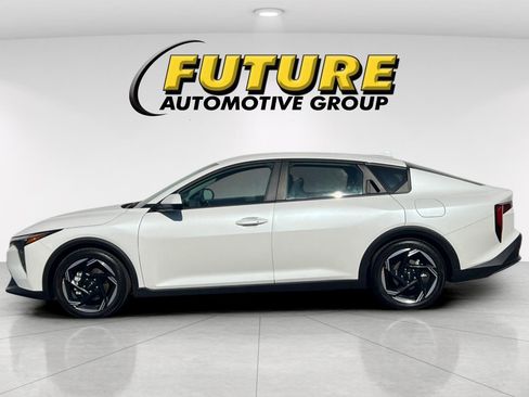 Used 2025 Kia K4 EX image 7