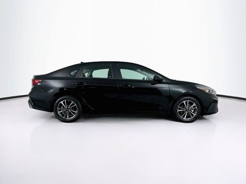 Used 2024 Kia Forte LXS FWD image 10