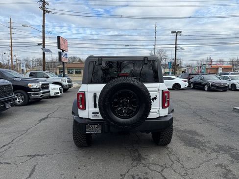 Used 2022 Ford Bronco Wildtrak image 6