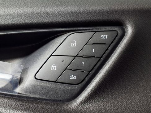 New 2026 Chevrolet Equinox RS w/ Convenience Package III image 18