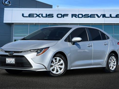 Used 2023 Toyota Corolla LE FWD image 1