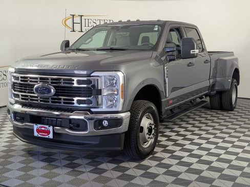 Used 2025 Ford F350 XLT AWD/4WD image 4