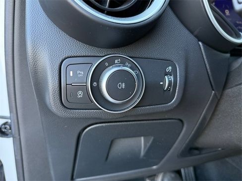 Used 2022 Alfa Romeo Stelvio Veloce image 14