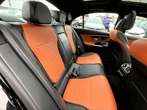 Used 2024 Mercedes-Benz C 300 4MATIC Sedan image 20